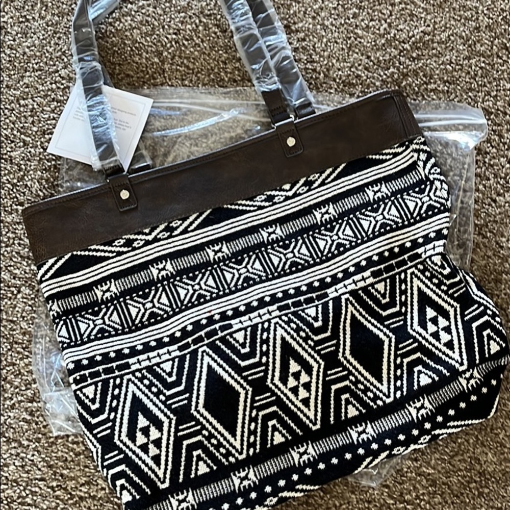Thirty-one Reversible Tote.  New